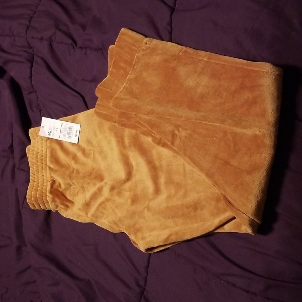 Wild Fable sweats camel color